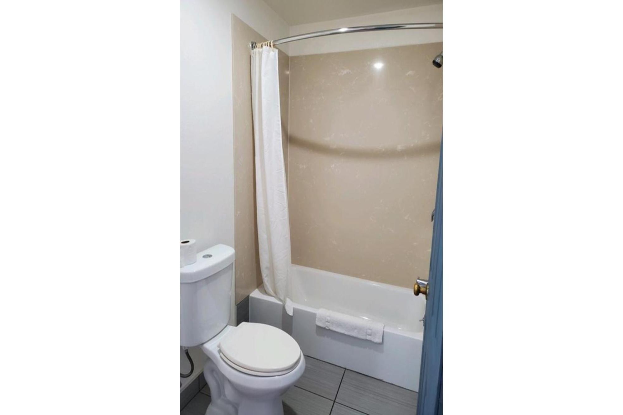 Premier Inn&Suites Oakland Eksteriør bilde